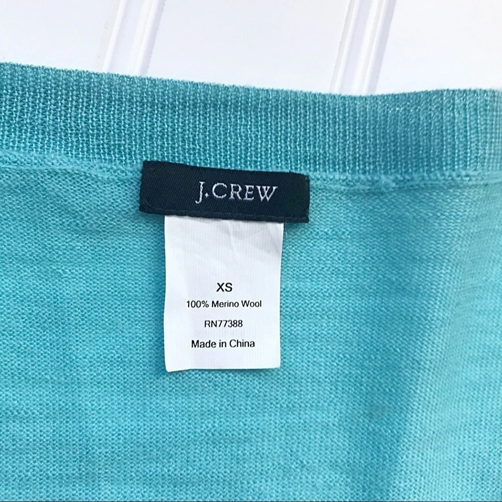 J.Crew Tippi Sweater XS – Pale Teal Merino Wool Deep V-Neck Pullover